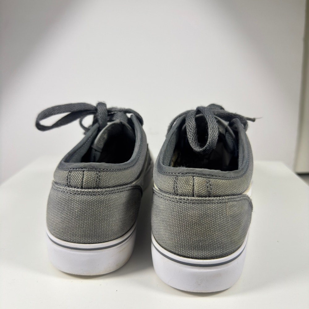 Nike SB Satire II Skate Shoes Mens Size 7 Grey Canvas Low Top 555272-091 - Picture 8 of 16